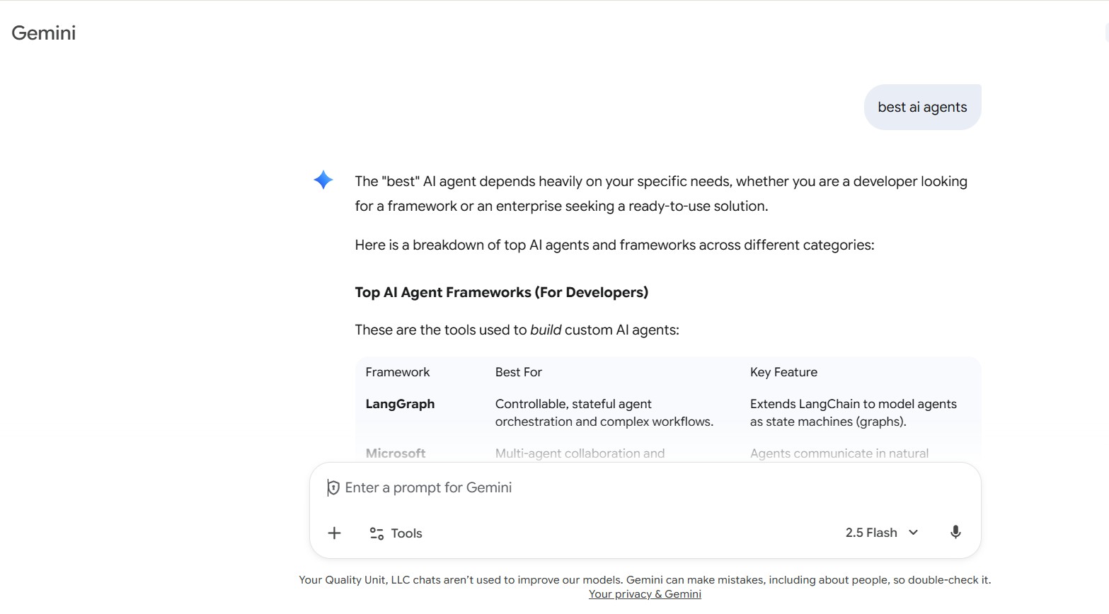 Google Gemini AI tērzēšanas robota saskarnes logs
