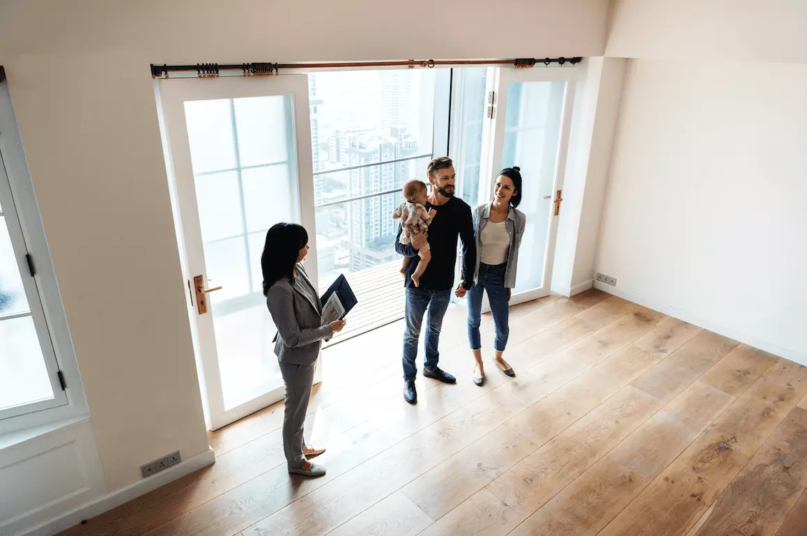 Nekustamā īpašuma klientu ceļojuma piemērs