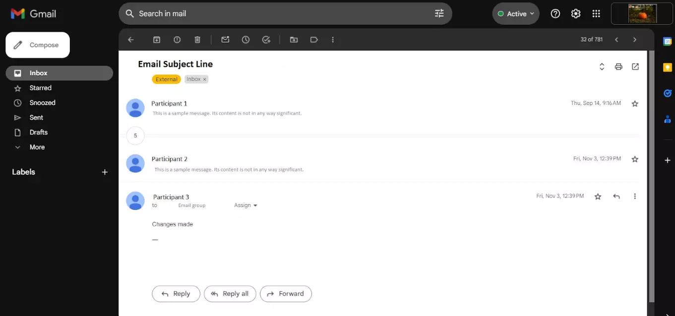 E-pasta vēstuļu piemērs starp vairākiem dalībniekiem laika periodā