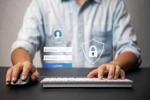 Tiešā tērzēšana drošībā: 10 labākās prakses drošai tiešai tērzēšanai