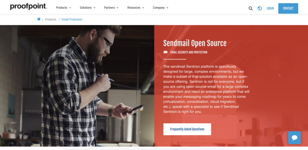 Sendmail sākumlapa ar lejupielādes opciju un informāciju